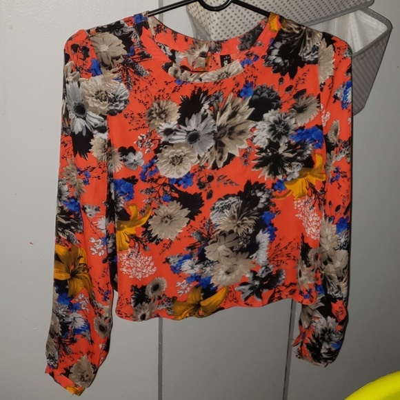 Zara floral blouse - Picture 1 of 6